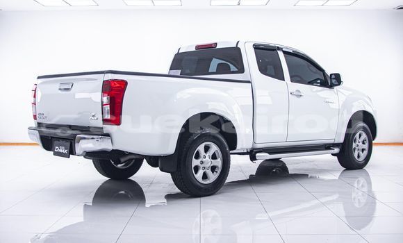 Buy Used Isuzu D-Max White Car in Bangkok in Bangkok Buy Used Isuzu D-Max White Car in Bangkok in Bangkok