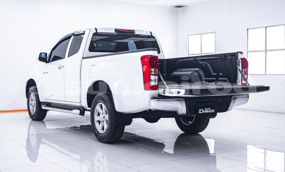 Buy Used Isuzu D-Max White Car in Bangkok in Bangkok Buy Used Isuzu D-Max White Car in Bangkok in Bangkok