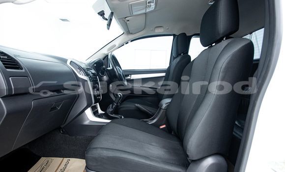 Buy Used Isuzu D-Max White Car in Bangkok in Bangkok Buy Used Isuzu D-Max White Car in Bangkok in Bangkok
