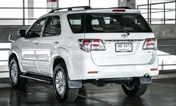 ซื้อ รถมือสอง Toyota Fortuner ขาว รถยนต์ ใน %{เมือง} ใน ชัยภูมิ ซื้อ รถมือสอง Toyota Fortuner ขาว รถยนต์ ใน %{เมือง} ใน ชัยภูมิ