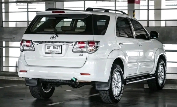 ซื้อ รถมือสอง Toyota Fortuner ขาว รถยนต์ ใน %{เมือง} ใน ชัยภูมิ ซื้อ รถมือสอง Toyota Fortuner ขาว รถยนต์ ใน %{เมือง} ใน ชัยภูมิ