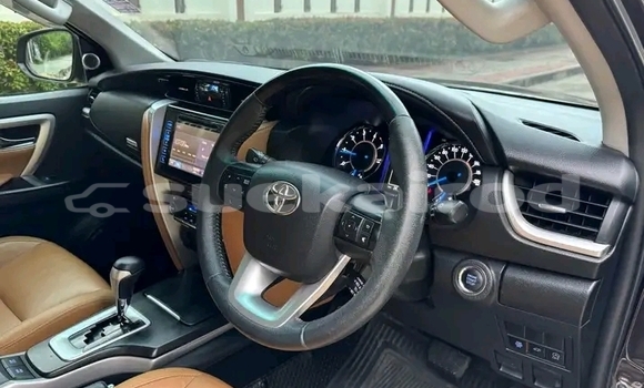 ซื้อ รถมือสอง Toyota Fortuner สีดำ รถยนต์ ใน %{เมือง} ใน กาญจนบุรี ซื้อ รถมือสอง Toyota Fortuner สีดำ รถยนต์ ใน %{เมือง} ใน กาญจนบุรี