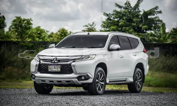 ซื้อ รถมือสอง Mitsubishi Pajero ขาว รถยนต์ ใน %{เมือง} ใน กรุงเทพมหานคร ซื้อ รถมือสอง Mitsubishi Pajero ขาว รถยนต์ ใน %{เมือง} ใน กรุงเทพมหานคร