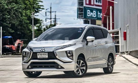 ซื้อ รถมือสอง Mitsubishi Xpander อื่น ๆ รถยนต์ ใน %{เมือง} ใน กรุงเทพมหานคร
