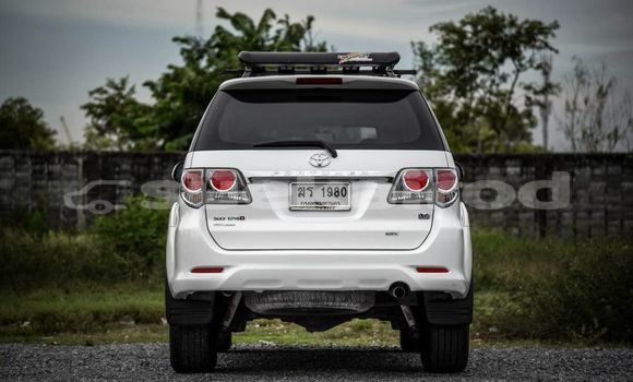 ซื้อ รถมือสอง Toyota Fortuner ขาว รถยนต์ ใน %{เมือง} ใน บึงกาฬ ซื้อ รถมือสอง Toyota Fortuner ขาว รถยนต์ ใน %{เมือง} ใน บึงกาฬ