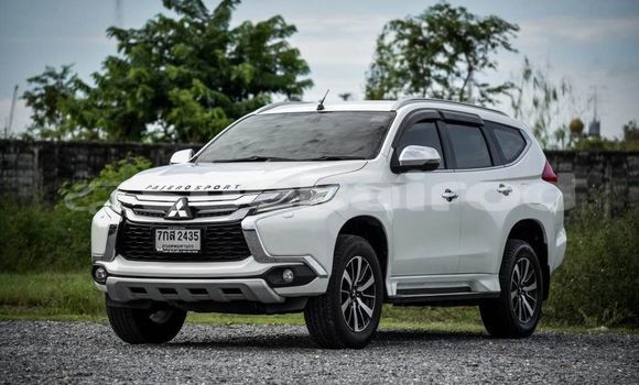 ซื้อ รถมือสอง Mitsubishi Pajero อื่น ๆ รถยนต์ ใน %{เมือง} ใน กรุงเทพมหานคร
