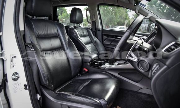 ซื้อ รถมือสอง Mitsubishi Pajero อื่น ๆ รถยนต์ ใน %{เมือง} ใน กรุงเทพมหานคร ซื้อ รถมือสอง Mitsubishi Pajero อื่น ๆ รถยนต์ ใน %{เมือง} ใน กรุงเทพมหานคร