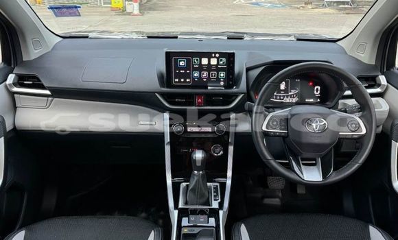 Buy Used Toyota Verso Other Car in Bangkok in Bangkok Buy Used Toyota Verso Other Car in Bangkok in Bangkok