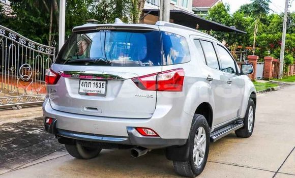 ซื้อ รถมือสอง Isuzu MU-X อื่น ๆ รถยนต์ ใน %{เมือง} ใน กรุงเทพมหานคร ซื้อ รถมือสอง Isuzu MU-X อื่น ๆ รถยนต์ ใน %{เมือง} ใน กรุงเทพมหานคร