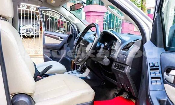 ซื้อ รถมือสอง Isuzu MU-X อื่น ๆ รถยนต์ ใน %{เมือง} ใน กรุงเทพมหานคร ซื้อ รถมือสอง Isuzu MU-X อื่น ๆ รถยนต์ ใน %{เมือง} ใน กรุงเทพมหานคร