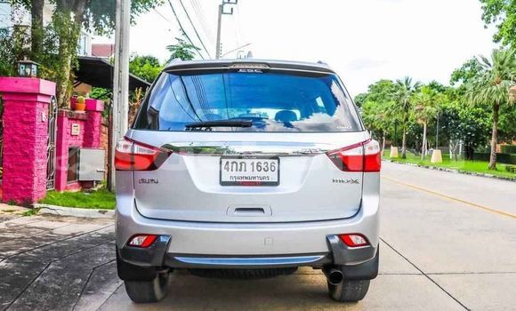 ซื้อ รถมือสอง Isuzu MU-X อื่น ๆ รถยนต์ ใน %{เมือง} ใน กรุงเทพมหานคร ซื้อ รถมือสอง Isuzu MU-X อื่น ๆ รถยนต์ ใน %{เมือง} ใน กรุงเทพมหานคร