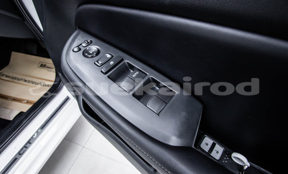 Buy Used Honda City White Car in Bangkok in Bangkok Buy Used Honda City White Car in Bangkok in Bangkok