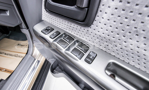 Buy Used Isuzu D-Max Brown Car in Bangkok in Bangkok Buy Used Isuzu D-Max Brown Car in Bangkok in Bangkok