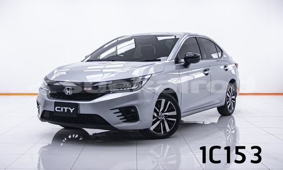 ซื้อ รถมือสอง Honda City ขาว รถยนต์ ใน %{เมือง} ใน กรุงเทพมหานคร