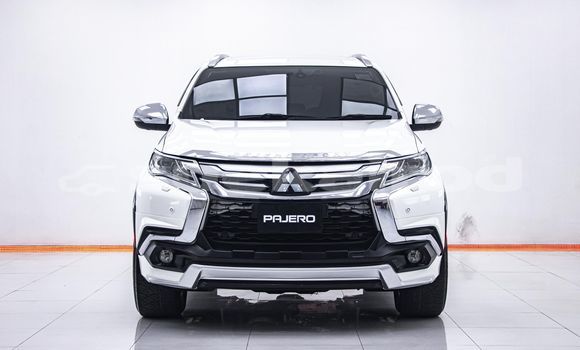 ซื้อ รถมือสอง Mitsubishi Pajero ขาว รถยนต์ ใน %{เมือง} ใน กรุงเทพมหานคร ซื้อ รถมือสอง Mitsubishi Pajero ขาว รถยนต์ ใน %{เมือง} ใน กรุงเทพมหานคร