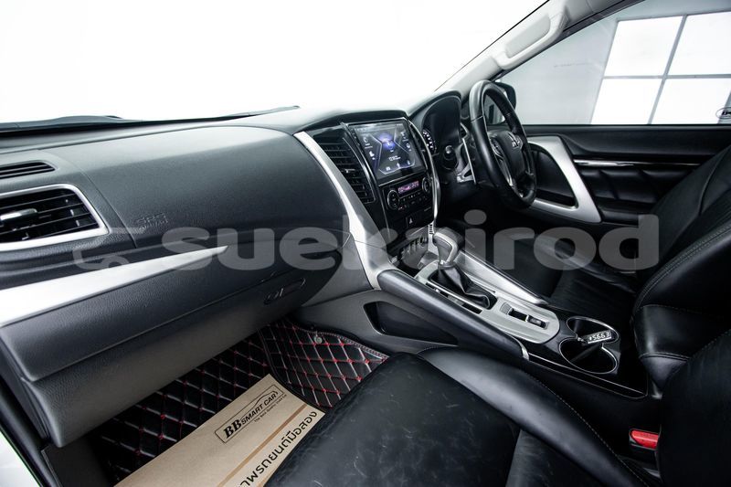 Big with watermark mitsubishi pajero bangkok bangkok 72575