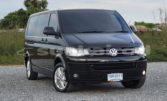 Buy Used Volkswagen Caravelle Black Car in Bangkok in Bangkok Buy Used Volkswagen Caravelle Black Car in Bangkok in Bangkok