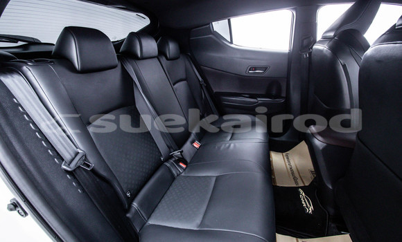 Buy Used Toyota C-HR White Car in Bangkok in Bangkok Buy Used Toyota C-HR White Car in Bangkok in Bangkok