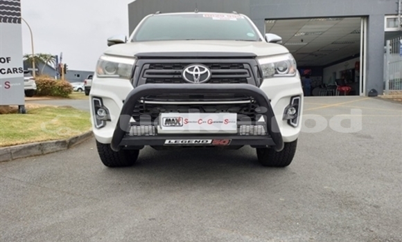 Buy Used Toyota Hilux White Car in Bangkok in Bangkok Buy Used Toyota Hilux White Car in Bangkok in Bangkok