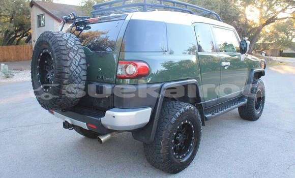 Buy Used Toyota FJ Cruiser Green Car in Bangkok in Bangkok Buy Used Toyota FJ Cruiser Green Car in Bangkok in Bangkok