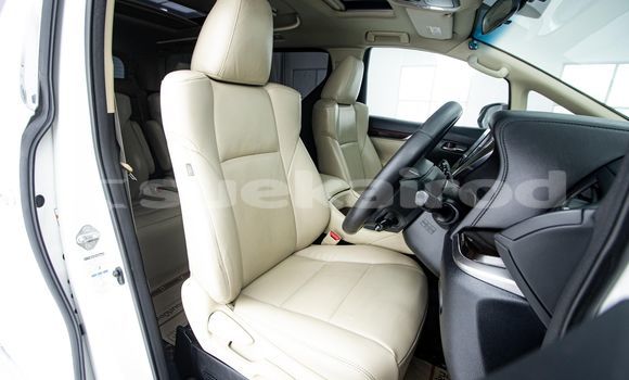 ซื้อ รถมือสอง Toyota Alphard ขาว รถยนต์ ใน %{เมือง} ใน กรุงเทพมหานคร ซื้อ รถมือสอง Toyota Alphard ขาว รถยนต์ ใน %{เมือง} ใน กรุงเทพมหานคร