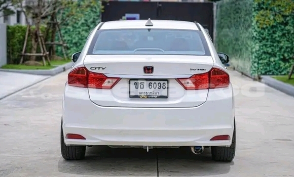 ซื้อ รถมือสอง Honda City ขาว รถยนต์ ใน %{เมือง} ใน กำแพงเพชร ซื้อ รถมือสอง Honda City ขาว รถยนต์ ใน %{เมือง} ใน กำแพงเพชร