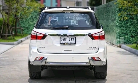 ซื้อ รถมือสอง Isuzu MU-X ขาว รถยนต์ ใน %{เมือง} ใน กระบี่ ซื้อ รถมือสอง Isuzu MU-X ขาว รถยนต์ ใน %{เมือง} ใน กระบี่