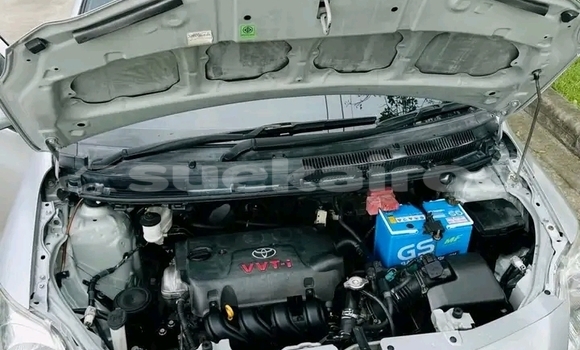 ซื้อ รถมือสอง Toyota Vios ขาว รถยนต์ ใน %{เมือง} ใน กระบี่