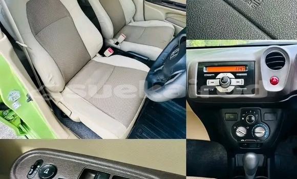 ซื้อ รถมือสอง Honda Brio เงิน รถยนต์ ใน %{เมือง} ใน กาฬสินธุ์ ซื้อ รถมือสอง Honda Brio เงิน รถยนต์ ใน %{เมือง} ใน กาฬสินธุ์