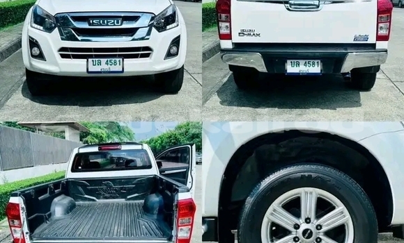ซื้อ รถมือสอง Isuzu D-Max ขาว รถยนต์ ใน %{เมือง} ใน ชัยนาท