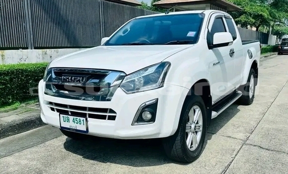 Buy Used Isuzu D-Max White Car in Chai Nat in Chai Nat Buy Used Isuzu D-Max White Car in Chai Nat in Chai Nat