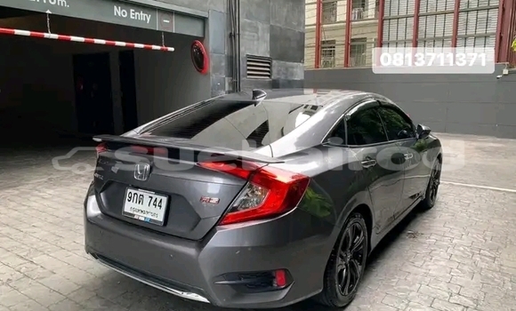 ซื้อ รถมือสอง Honda Civic สีดำ รถยนต์ ใน %{เมือง} ใน ลพบุรี ซื้อ รถมือสอง Honda Civic สีดำ รถยนต์ ใน %{เมือง} ใน ลพบุรี