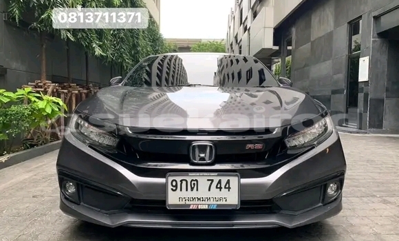 ซื้อ รถมือสอง Honda Civic สีดำ รถยนต์ ใน %{เมือง} ใน ลพบุรี ซื้อ รถมือสอง Honda Civic สีดำ รถยนต์ ใน %{เมือง} ใน ลพบุรี