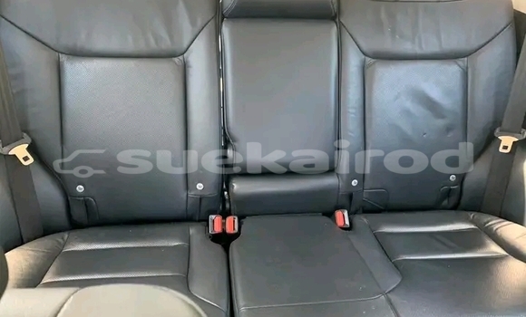 ซื้อ รถมือสอง Honda CR–V ขาว รถยนต์ ใน %{เมือง} ใน มุกดาหาร