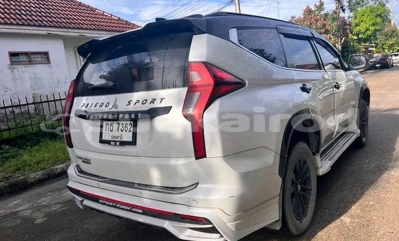 ซื้อ รถมือสอง Mitsubishi Pajero อื่น ๆ รถยนต์ ใน %{เมือง} ใน กาญจนบุรี ซื้อ รถมือสอง Mitsubishi Pajero อื่น ๆ รถยนต์ ใน %{เมือง} ใน กาญจนบุรี