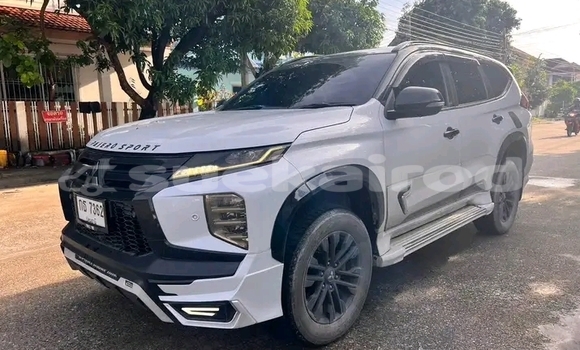 ซื้อ รถมือสอง Mitsubishi Pajero อื่น ๆ รถยนต์ ใน %{เมือง} ใน กาญจนบุรี ซื้อ รถมือสอง Mitsubishi Pajero อื่น ๆ รถยนต์ ใน %{เมือง} ใน กาญจนบุรี