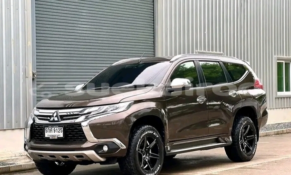 ซื้อ รถมือสอง Mitsubishi Pajero อื่น ๆ รถยนต์ ใน %{เมือง} ใน ชุมพร ซื้อ รถมือสอง Mitsubishi Pajero อื่น ๆ รถยนต์ ใน %{เมือง} ใน ชุมพร