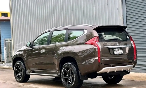 ซื้อ รถมือสอง Mitsubishi Pajero อื่น ๆ รถยนต์ ใน %{เมือง} ใน ชุมพร ซื้อ รถมือสอง Mitsubishi Pajero อื่น ๆ รถยนต์ ใน %{เมือง} ใน ชุมพร