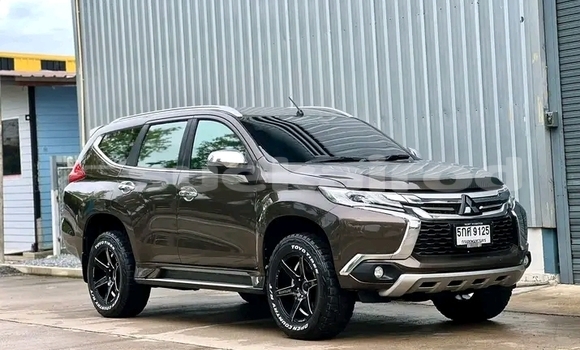 ซื้อ รถมือสอง Mitsubishi Pajero อื่น ๆ รถยนต์ ใน %{เมือง} ใน ชุมพร ซื้อ รถมือสอง Mitsubishi Pajero อื่น ๆ รถยนต์ ใน %{เมือง} ใน ชุมพร