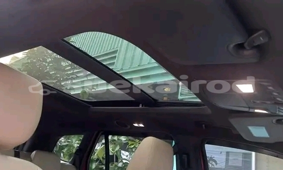 ซื้อ รถมือสอง Ford Everest สีแดง รถยนต์ ใน %{เมือง} ใน เชียงราย