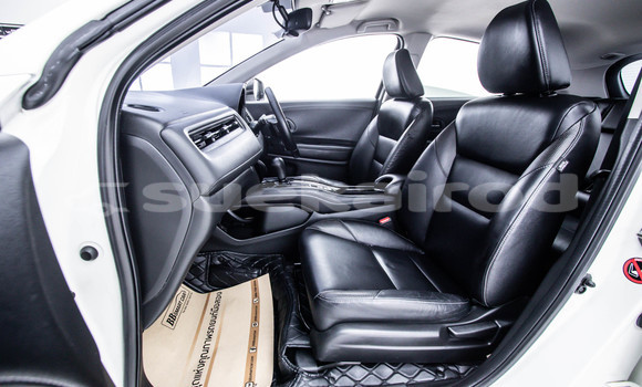 ซื้อ รถมือสอง Honda HR-V ขาว รถยนต์ ใน %{เมือง} ใน กรุงเทพมหานคร ซื้อ รถมือสอง Honda HR-V ขาว รถยนต์ ใน %{เมือง} ใน กรุงเทพมหานคร