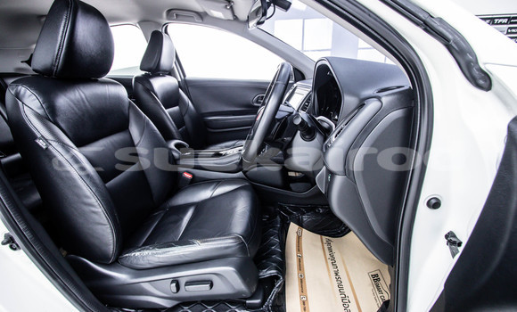 ซื้อ รถมือสอง Honda HR-V ขาว รถยนต์ ใน %{เมือง} ใน กรุงเทพมหานคร ซื้อ รถมือสอง Honda HR-V ขาว รถยนต์ ใน %{เมือง} ใน กรุงเทพมหานคร