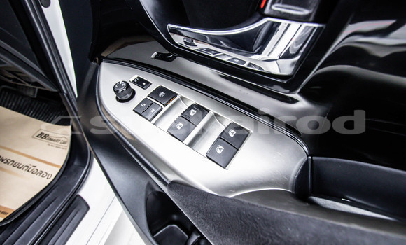 Buy Used Toyota Innova White Car in Bangkok in Bangkok Buy Used Toyota Innova White Car in Bangkok in Bangkok