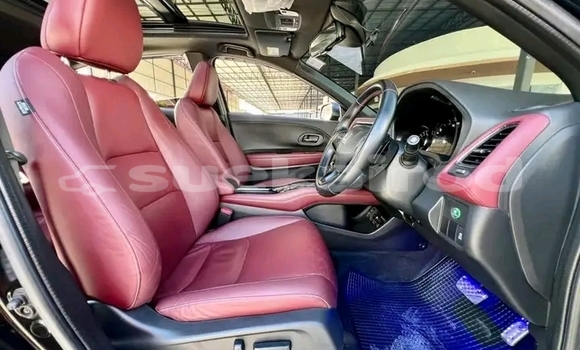 Buy Used Honda HR-V Black Car in Khlung in Chanthaburi