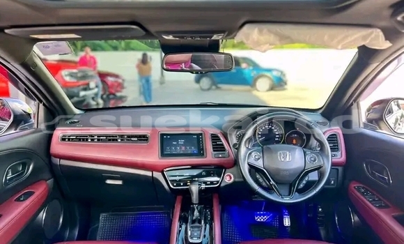 ซื้อ รถมือสอง Honda HR-V สีดำ รถยนต์ ใน %{เมือง} ใน จันทบุรี ซื้อ รถมือสอง Honda HR-V สีดำ รถยนต์ ใน %{เมือง} ใน จันทบุรี