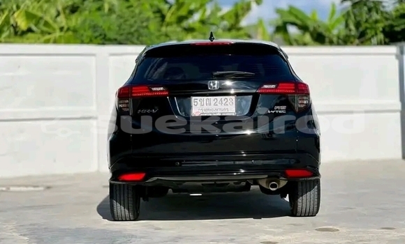 ซื้อ รถมือสอง Honda HR-V สีดำ รถยนต์ ใน %{เมือง} ใน จันทบุรี ซื้อ รถมือสอง Honda HR-V สีดำ รถยนต์ ใน %{เมือง} ใน จันทบุรี