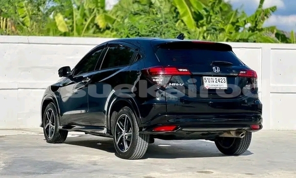 ซื้อ รถมือสอง Honda HR-V สีดำ รถยนต์ ใน %{เมือง} ใน จันทบุรี ซื้อ รถมือสอง Honda HR-V สีดำ รถยนต์ ใน %{เมือง} ใน จันทบุรี