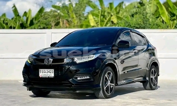 ซื้อ รถมือสอง Honda HR-V สีดำ รถยนต์ ใน %{เมือง} ใน จันทบุรี ซื้อ รถมือสอง Honda HR-V สีดำ รถยนต์ ใน %{เมือง} ใน จันทบุรี