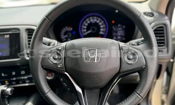 ซื้อ รถมือสอง Honda HR-V ขาว รถยนต์ ใน %{เมือง} ใน แม่ฮ่องสอน ซื้อ รถมือสอง Honda HR-V ขาว รถยนต์ ใน %{เมือง} ใน แม่ฮ่องสอน