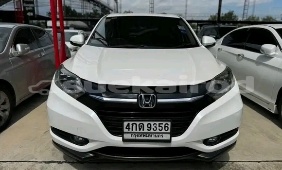 ซื้อ รถมือสอง Honda HR-V ขาว รถยนต์ ใน %{เมือง} ใน แม่ฮ่องสอน ซื้อ รถมือสอง Honda HR-V ขาว รถยนต์ ใน %{เมือง} ใน แม่ฮ่องสอน